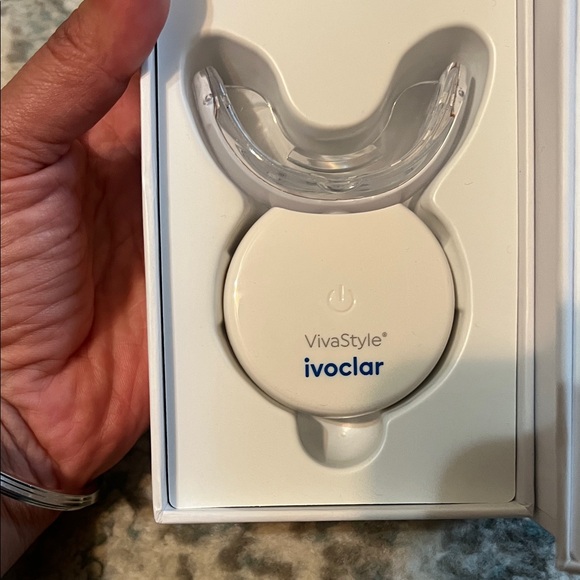 Ivoclar VivaStyle Teeth Whitening Kit - Picture 6 of 12